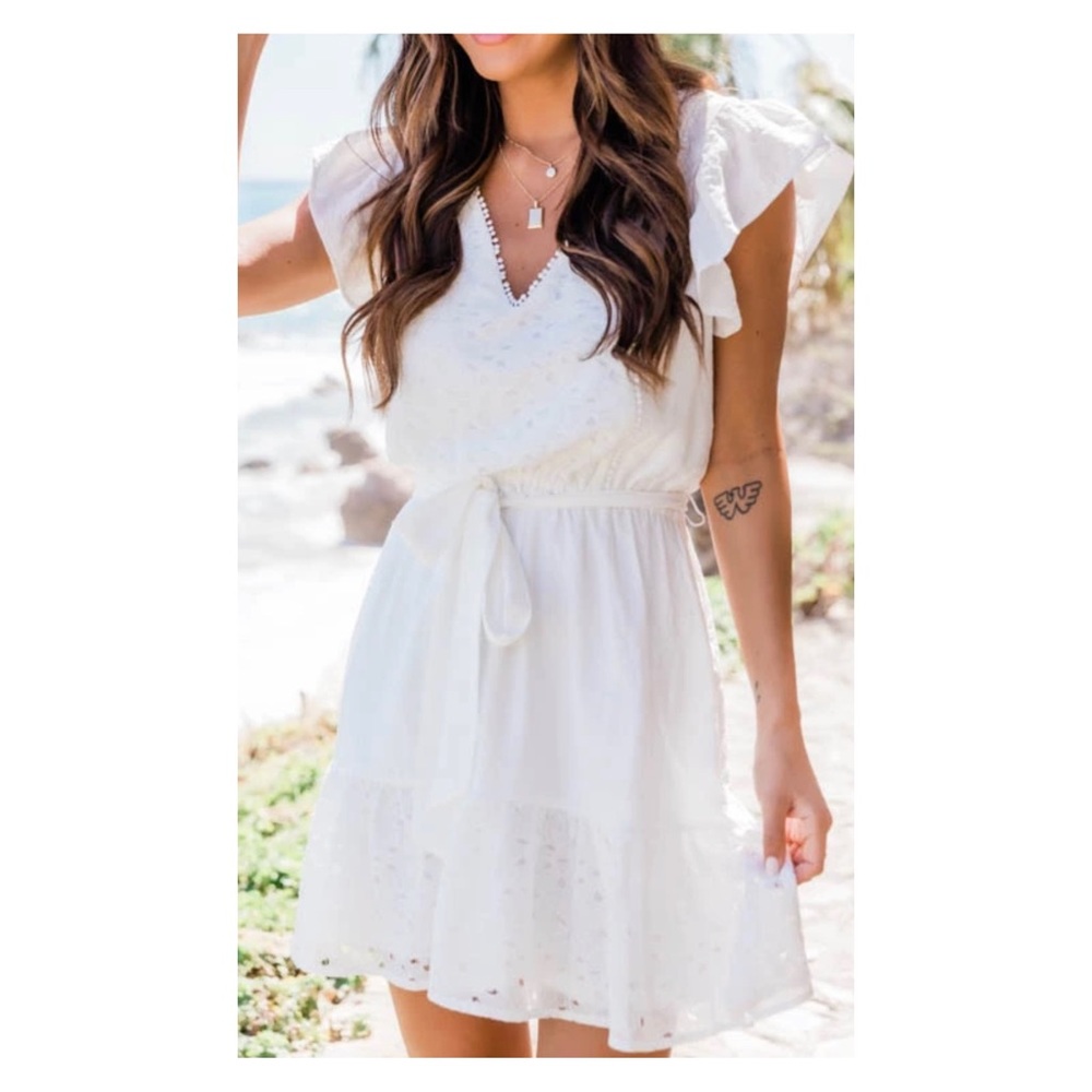 RIVERSIDE DAYDREAM LACE WHITE DRESS NWT